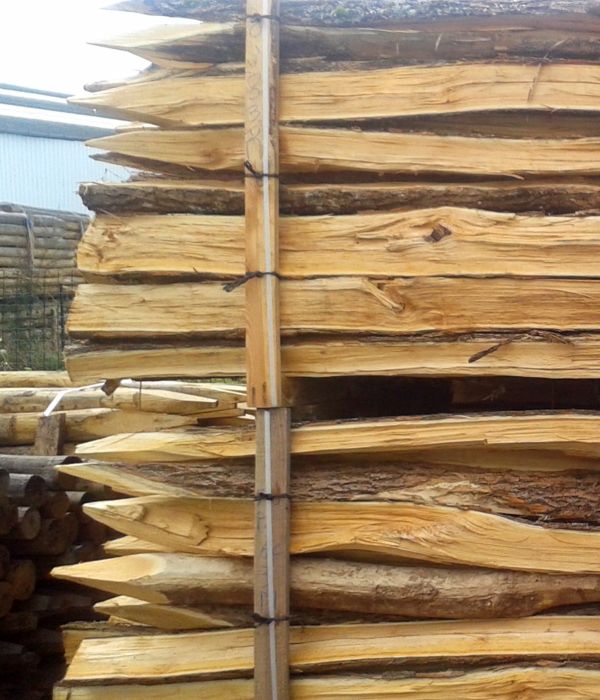 Piquet en acacia fendu e2d