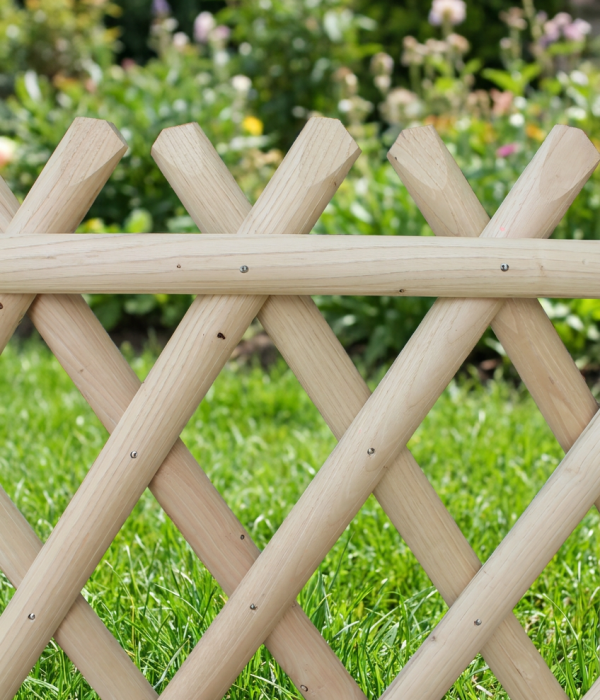 Clôture bois croisillon en châtaignier pour jardin - e2d